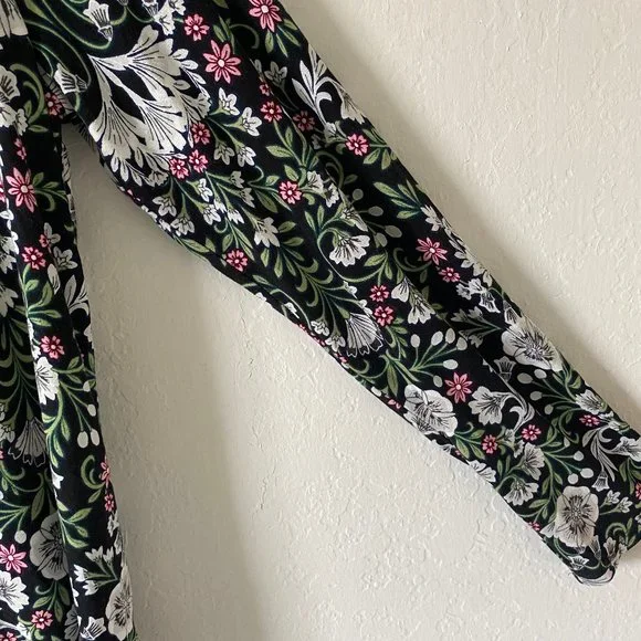 J Jill Womens Shirt Floral Boatneck Size PS Black Spring Casual Flower Blouse - Picture 4 of 13